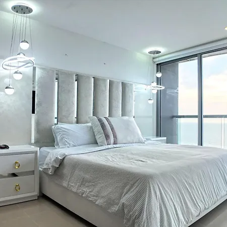 Sunsets And Views Of The Walled City, 33th Floor Apartment Cartagena