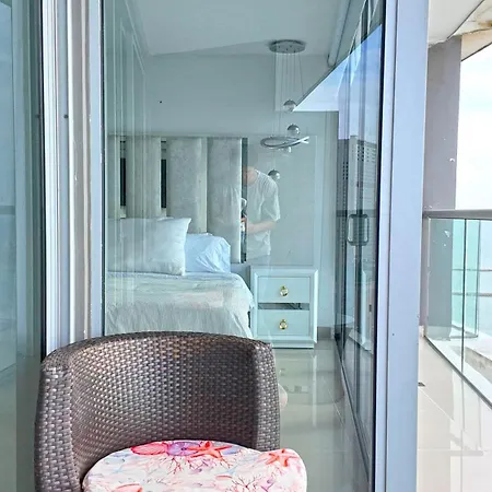Sunsets And Views Of The Walled City, 33th Floor Apartamento *